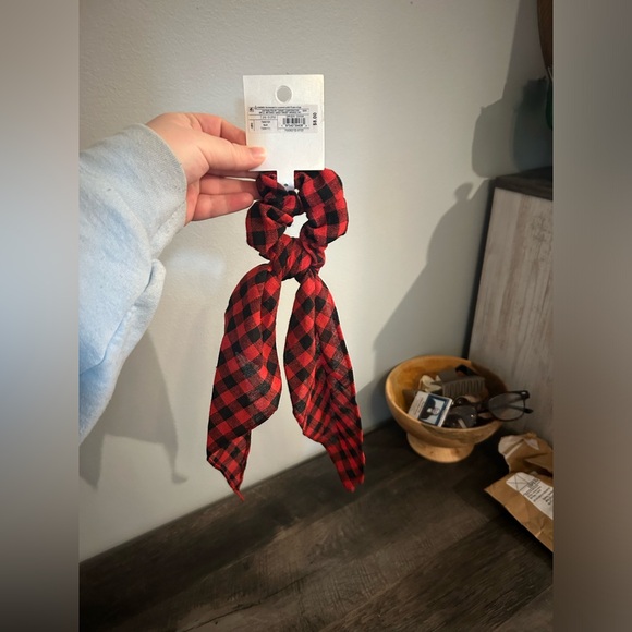 Holiday Buffalo Check Scrunchie Bow, Hair Accessories - Picture 2 of 3